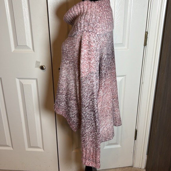 American Eagle Off Shoulder Cowl Neck Ombre Sweater - Picture 8 of 10